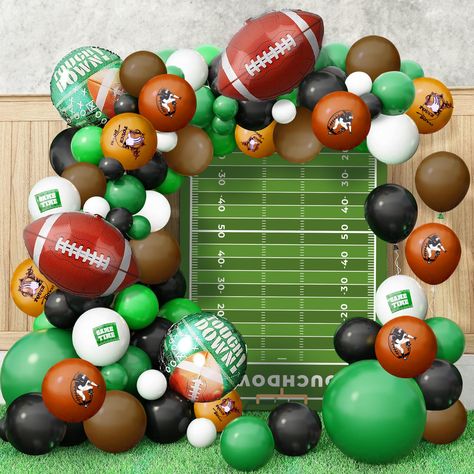 Green And Brown Balloon Garland, Fall And Football Decor, Football Party Ideas Decorations, Football Decorations Party, Football Themed Birthday Party Decorations, Tailgating Decorations, Football Senior Night Ideas, Football Centerpiece Ideas, Football Balloon Arch