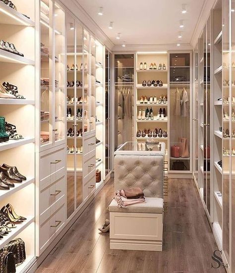 A Walk In Closet, Dream Dressing Room, Dream Closet Design, Walk In Closet Design, Luxury Closets Design, Closet Decor, Bedroom Closet Design, Dream Closets, Closet Makeover