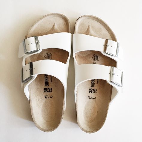 Arizona Summer, Arizona Birkenstock, Birkenstock White, Birkenstock Arizona, New Job, Shoe Game, White Leather, Birkenstock, The Black