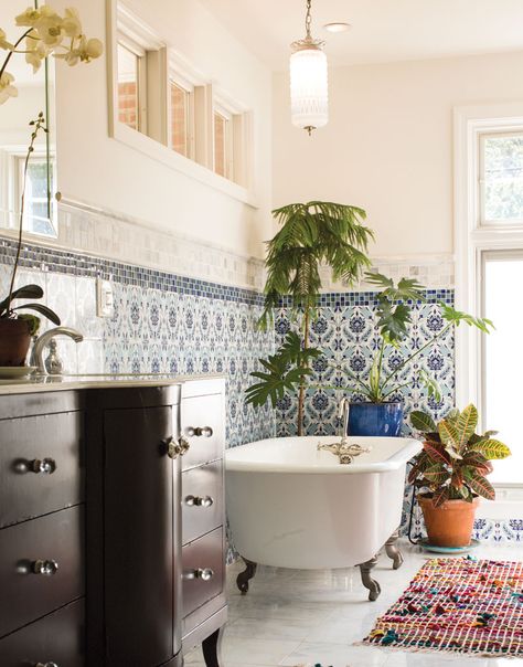 Turkish Tile Bathroom, Turkish Style Bathroom, Turkish Tiles Bathroom, Turkish Bathroom Ideas, Moroccan Bathroom Ideas, Hammam Bathroom, Bathroom Plant, Boulder House, Turkish Bathroom