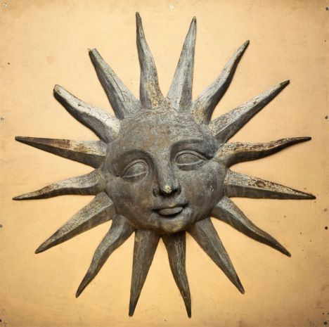 Tate Britain, Antique Folk Art, Trade Sign, Sun Face, London Museums, Sun Moon Stars, Sun Art, Sun And Stars, Objet D'art