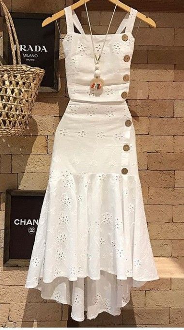 Midi White Skirt, Pakaian Crop Top, Western Style Dresses, Designer Skirt, Ținută Casual, Indian Fashion Dresses, Western Dresses, Fesyen Wanita, Classy Dress