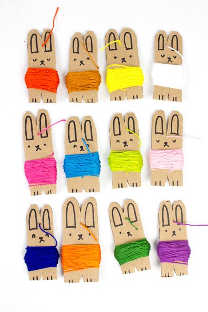 Diy Embroidery Floss Storage, Embroidery Floss Storage, Floss Storage, Embroidery Floss Crafts, Floss Bobbins, Storage Organizers, Thread Storage, Bunny Embroidery, Kit Ideas