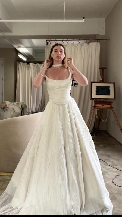 Cinq on TikTok Cinq Bridal, Play Dress Up, Fantasy Princess, Play Dress, Pretty Wedding, Wedding Looks, Playing Dress Up, Happily Ever After, Ever After