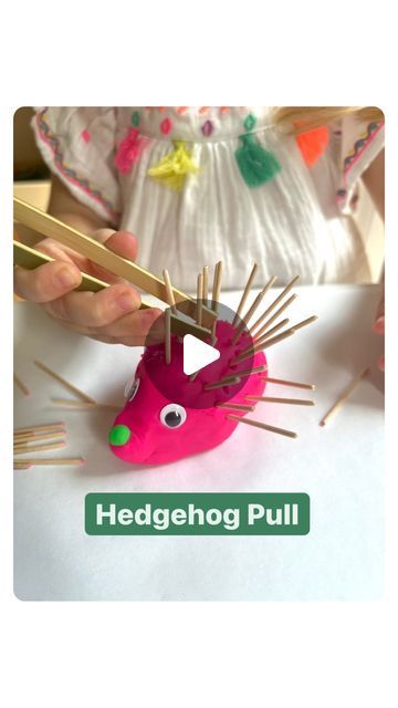 Rozanne | Bright Little Brains on Instagram: "PORCUPINE SPIKES PULL 

This was such a huge hit with Lana! 
Let them PUSH the sticks in and then have them PULL it out! 
Great exercise for pincher grasping, to strengthen hand muscles and develop fine motor skills. 

You’ll only need 3 items: 
🦔 Playdough
🦔 Toothpicks &
🦔 Tongs (or fingers) 
⭐️Our bamboo tongs is part of the 11-piece sensory tool set that’s available in my Etsy shop- Link in bio! 🙌🏻

#learningthroughplay  #playbasedlearning #playhack  #playbasedlearning #kidsactivities #playideas #easyplayideas #learningisfun  #kidsactivityideas #funforkids  #kidscrafts #diy #finemotoractivity 
#toddler #kidsplay #actividades #actividadesparaniños  #preschool #diy #diyplayideas #momhack" Push And Pull Art Activities, Push And Pull Activities, Preschool Playdough, Preschool Fine Motor Skills, Hand Muscles, Hand Strengthening, Playbased Learning, Sensory Activities Toddlers, Preschool Fine Motor