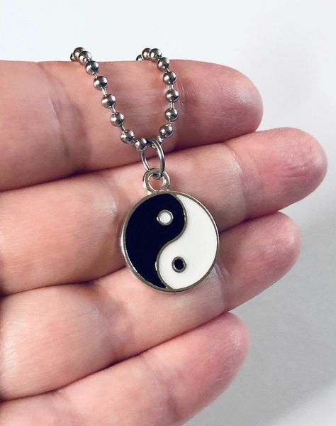 Taoism Philosophy, Yin And Yang Necklace, Esoteric Jewelry, Witchy Boho, Yin Yang Necklace, Chic Bohemian, Light Side, Ball Chain Necklace, Unisex Necklace