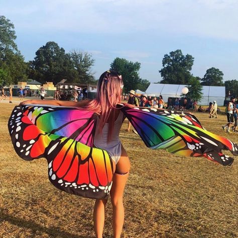 RAVEWONDERLAND.COM on Instagram: “🦋 wings available IRL & our website 🔎: A2782 #rwbabes ➡️@dessanchez” Butterfly Props, Butterfly Pattern Design, Costume Wings, Festival Ideas, Big Butterfly, Festival Gear, Butterfly Top, Rainbow Butterfly, Wings Costume