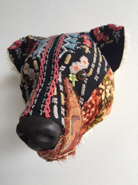 Faux Taxidermy Pattern, Faux Taxidermy Diy, Faux Taxidermy Decor, Taxidermy Diy, Faux Animal Head, Paper Mache Animals, Taxidermy Art, Bear Sculptures, Paper Mache Sculpture