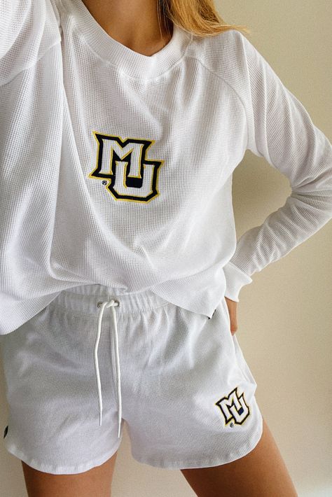 College Vibes, Lounge Fashion, Gameday Outfits, Marquette University, University Apparel, Baseball Tops, University Outfit, College Apparel, Basic Fashion