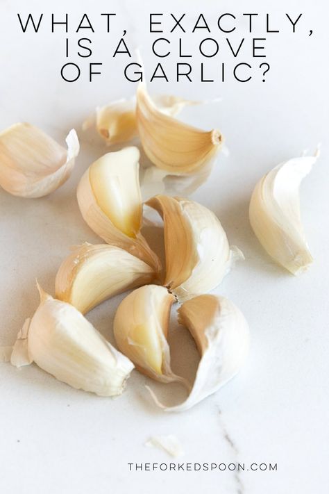 What is a Clove of Garlic? Health Benefits Of Garlic, Benefits Of Garlic, Garlic Health Benefits, Best Healthy Dinner Recipes, Garlic Benefits, Garlic Bulb, Garlic Recipes, Bread Machine Recipes, Chopped Garlic