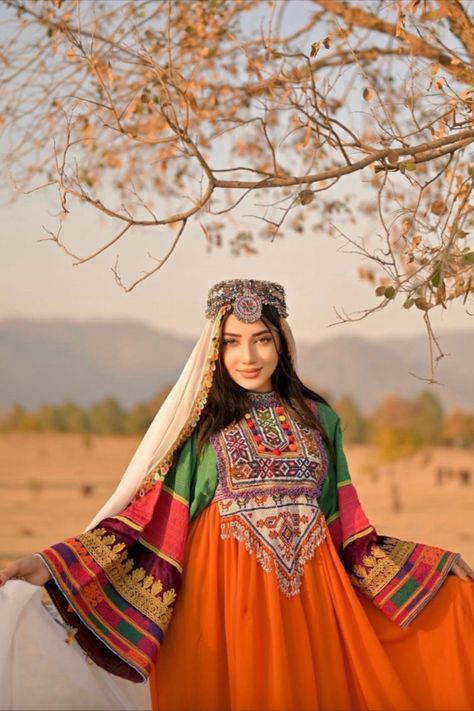 Afghani Clothes Afgani Dress, Afghan Wedding Dress, Afghani Dresses, Afghani Clothes, Abaya Design, Afghan Dress, Afghan Wedding, Dresses Sewing, Frock Style