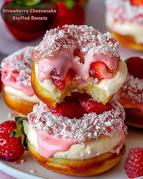 Daily Recipes and Tips 😋 The Original | 🍓🍩 Strawberry Cheesecake Stuffed Donuts 🍰✨ Raspberry Donut Cheesecake, Peaches And Cream Cheesecake, Cheesecake Donut, Donut Burger, Donut Filling, Sweet Glaze, Milk Bread, Daily Recipes, Pizza Bread