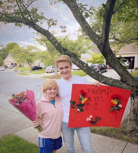 Flower Promposal, Flowers Promposal, Vsco Flowers, Promposal Ideas, Homecoming Ideas, Homecoming, Reusable Tote, Reusable Tote Bags, Prom