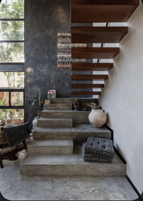 Tulum House Design, Stairs In Living Room Ideas, Tulum Style Decor, Tulum Style Home, Steps Design Interior Stairs, Industrial Stairs Design, Outside Stairs Design, Architectural Stairs, Tulum Interior Design