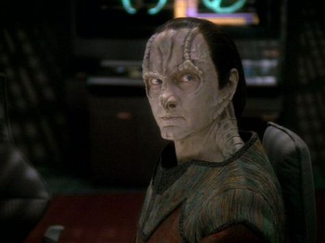 Elim Garak, Star Trek Deep Space Nine, Star Trek Ds9, Deep Space 9, Favorite Tv Characters, United Federation Of Planets, In The Pale Moonlight, Deep Space Nine, Star Trek Series