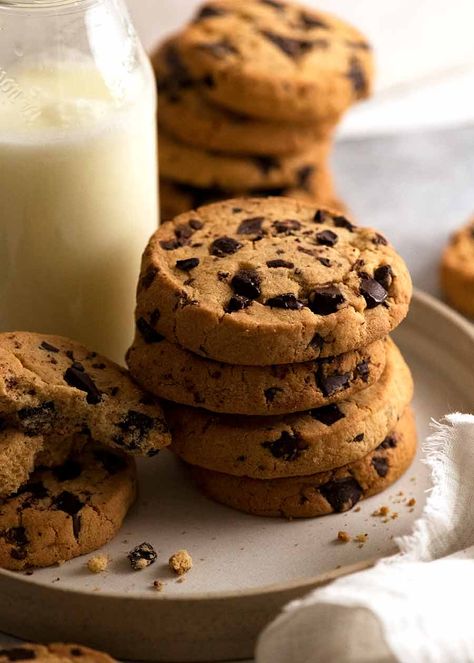 Stack of Byron Bay Chocolate Chip Cookies Byron Bay Cookies, Chocolate Chip Cookies Crunchy, Famous Chocolate Chip Cookies, Crunchy Chocolate Chip Cookies, Chocolate Chip Cookies Ingredients, Famous Chocolate, Recipe Tin, Easy Chocolate Chip Cookies, Recipetin Eats