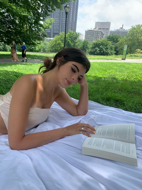 Stephanie Bohrer, Mysterious Girl Aesthetic, Steph Bohrer Aesthetic, Long Natural Curly Hair, Steph Bohrer, Off Campus, Book Inspiration, The Grass, Insta Inspo