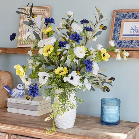 Statement Flower Arrangements, Bouget Flower, Tall Flower Arrangements, Summer Flower Arrangements, Myrtle Green, Spring Flower Arrangements, Spring Floral Arrangements, Artificial Floral Arrangements, Spring Centerpiece