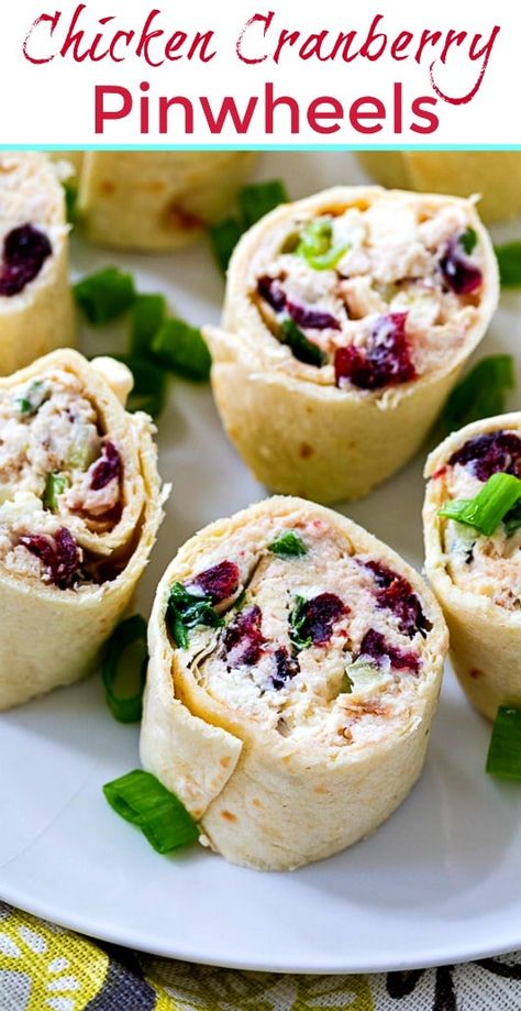 Cranberry Pinwheels, Chicken Cranberry, Resep Salad, Pinwheel Recipes, Best Appetizer Recipes, Appetizers Easy Finger Food, Finger Foods Easy, Tea Party Food, Snacks Für Party