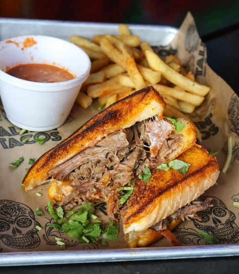 Dreaming of @_talkintacos 💭🌮 🍞 Birria Grilled Cheese ~ Two Texas Toast Slices, Beef Birria, American White Cheese, Onions and cilantro. Served with Tomato Soup and Fries 🌮 Birria Tacos ~ Corn Tortilla, Chihuahua Cheese, Beef Birria, Onions and Cilantro. Served with Consomme #talkintacos #tacos #birria #birriatacos #grilledcheese Birria Grilled Cheese, Chihuahua Cheese, Mexican Brunch, Beef Birria, Birria Tacos, Miami Orlando, Corn Tortilla, Texas Toast, White Cheese