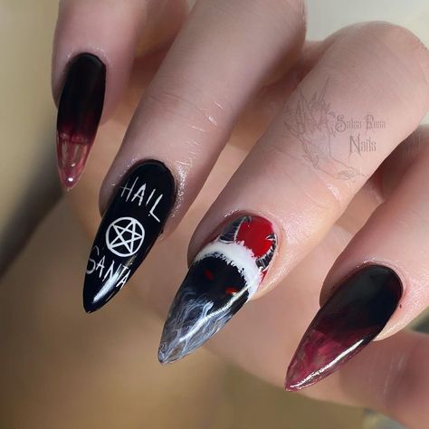 Krampus Nail Designs, Spooky Xmas Nails, Skull Christmas Nails, Punk Christmas Nails, Goth Christmas Nails Short, Dark Xmas Nails, Witchy Winter Nails, Christmas Horror Nails, Anti Christmas Nails