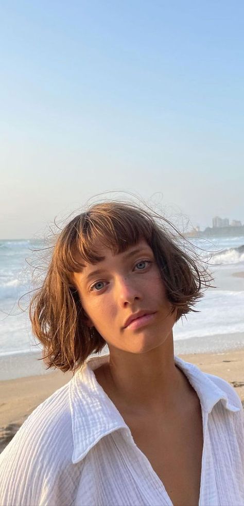 Hair Trends 2023 Bangs, French Bob Short Bangs, French Bob With Baby Bangs, Long French Bob With Bangs, French Bob Bangs, French Cut Hair, French Bob With Bangs, Bangs French, Hairstyle Ideas For Short Hair