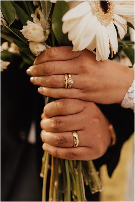 Wedding Ring Pictures Hands, Entwined Hands, Hands Entwined, Exchange Of Rings, Moms Wedding Dress, Mains Couple, Engagement Party Photo Ideas, Wedding Ring Photos, Sun Valley Wedding