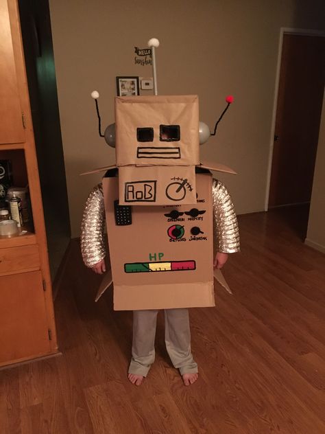 Homemade Roblox costume Robot Costume Diy, Robot Halloween Costume, Homemade Robot, Robot Costume, Character Halloween Costumes, Dog With A Blog, Robot Costumes, Robot Party, Easy Diy Costumes