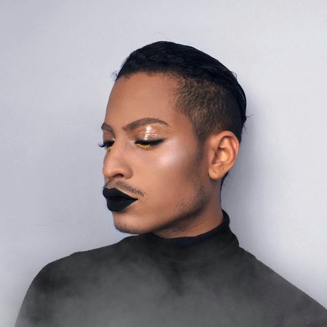 Men Lipstick, Black Lipstick, Male Makeup, Androgynous Fashion, Daily Makeup, Makeup Inspo, Makeup Ideas, Black Men, Make Up