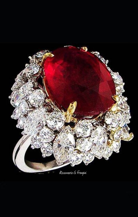 Red Jewellery, Dinner Ring, Heart Artwork, Ruby Diamond Ring, Ruby Rings, Ruby Diamond Rings, Red Jewelry, Precious Jewels, Expensive Jewelry