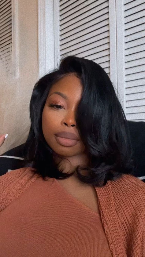 Bob Wig Inspo for Black Queens: Explore Stunning Hairstyles on Pinterest! 💁‍♀️ Discover Chic Bob Wigs in Various Textures and Colors Perfect for Black Women. Find Your Perfect Look for a Bold and Beautiful Style Statement! 💖 #BlackGirlMagic #BobWigInspo #HairGoals Body Wave Bob Sew In, Jet Black Hair Color Black Women, Short Closure Sew In, Long Bob Natural Hair Black Women, 90s Blowout Bob Black Women, Long Bob With Layers Black Women, Black Women With Bobs, Blowout Lob, Lace Front Bob Wigs Black Women