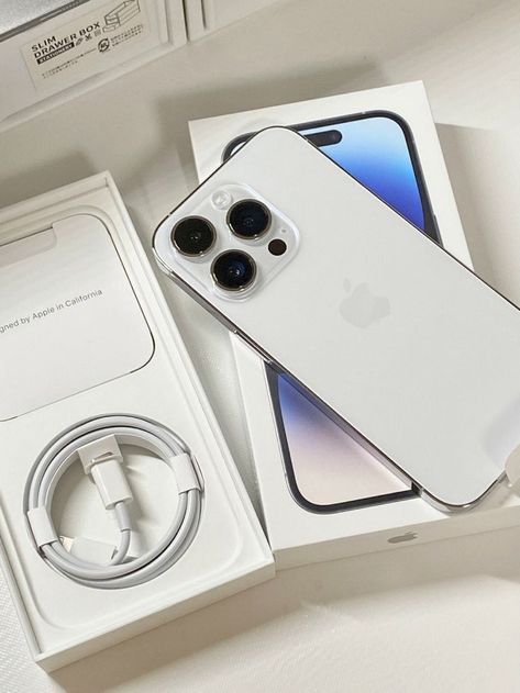 Iphone 15 White, White Phone Aesthetic, Iphone 12 Pro Max White Aesthetic, Iphone14 White, Iphone 11 Pro White Aesthetic, Iphone 12 White Unboxing, Iphone 11 Pro Max Blanco, Iphone 11 White, All Apple Products