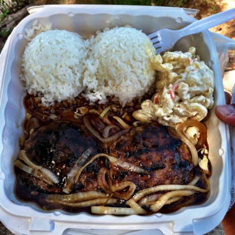 Teriyaki Hamburger Steak plate lunch from Ted's bakery; North Shore, Oahu Hawaiian Plate Lunch, Diet Aesthetic, Cooking Soul Food, Maui Food, Beautiful Pantry, Bbq Plates, Plate Lunch, Hamburger Steak, Easy Rice Recipes