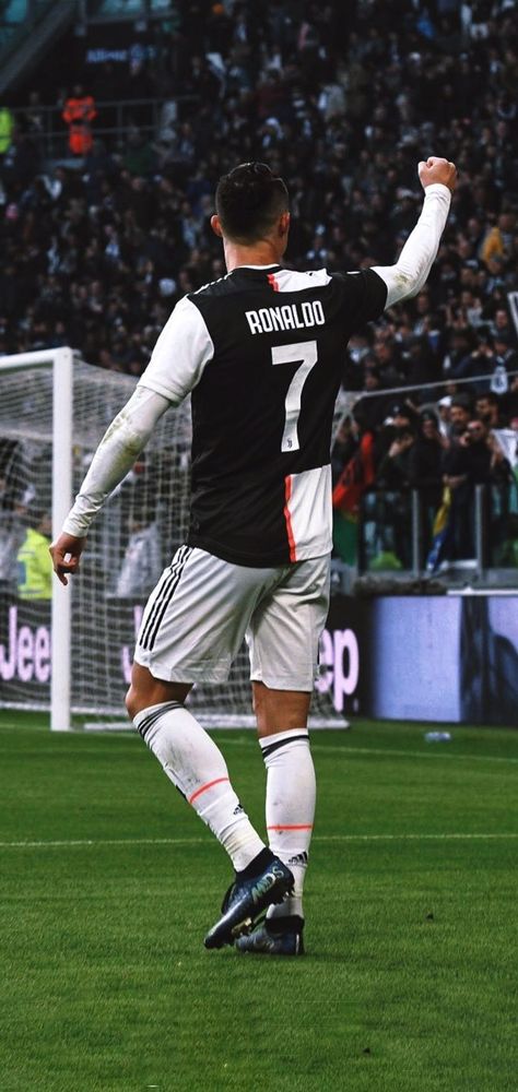 Cristiano R, Cr7 Juventus, Cristiano Ronaldo Young, Cr7 Football, Juventus Wallpapers, Cristiano Ronaldo Juventus, Cr7 Wallpapers, Cristino Ronaldo, Ronaldo Juventus