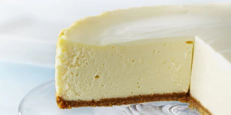 Classic New York Cheesecake New York Cheesecake Recipe, Sour Cream Uses, Anna Olson, New York Style Cheesecake, Cheesecake Lovers, Easter Desserts Recipes, Baked Cheesecake Recipe, Food Network Canada, Best Cheesecake