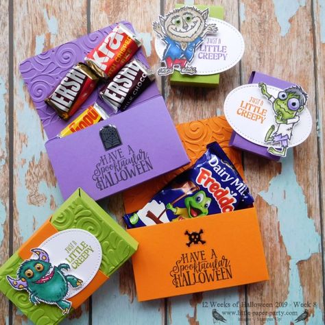 Halloween Treat Holders, Spooky Halloween Crafts, Halloween Treat Boxes, Halloween Week, Cards Halloween, Treat Holders, Halloween Favors, Taylored Expressions, Candy Holder