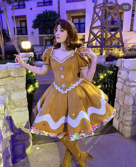 Gingerbread Dress Women, Homemade Christmas Outfits, Gingerbread Man Costume Women, Creative Christmas Costumes, Gingerbread Outfit Women, Gingerbread Costume Diy, Crazy Christmas Outfits, Betty Lou Who, Christmas Party Costume Ideas