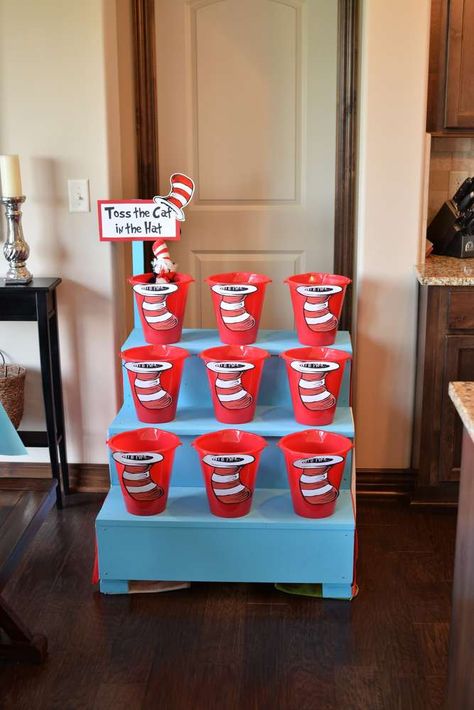 Dr. Suess, Dr Seuss Party Ideas, Doctor Suess Birthday, Cat In The Hat Party, Dr Seuss Crafts, Dr Seuss Birthday Party, Hat Birthday, Seuss Crafts, Twin Birthday Parties