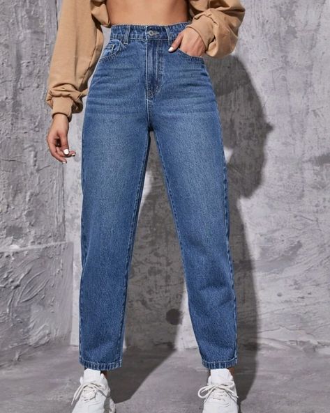 Mom Fit Jeans, Straight Leg Jeans Outfits, Wide Leg Jeans Outfit, Blue Mom Jeans, Jeans Outfit Women, Stylish Jeans, Quick Outfits, Easy Trendy Outfits, Causual Outfits