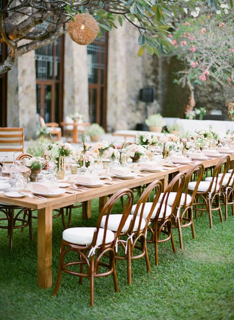 Garden Wedding Reception, Outdoor Dinner, Bali Wedding, Table Runners Wedding, Future Wedding Plans, Long Table, Wedding Mood Board, Wedding Table Settings, Wedding Mood