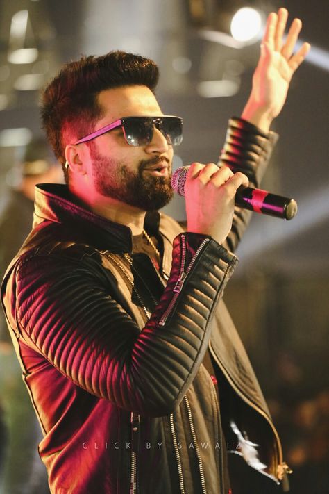 New Year 2019 | Falak live in Concert | Photography : Sawaiz Choudhary (@ClickbySawaiz)  #ClickBySawaiz #FalakShabir #FalakConcert #NewYear2019 Falak Shabir, Corporate Photography, Concert Photography, Beautiful Nature Pictures, Nature Pictures, Beautiful Nature, Concert, Photographer, Photography