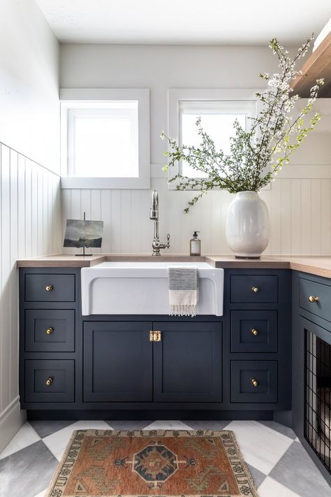 Laundry Blue Cabinets, Navy Washer And Dryer Laundry Room, Navy Laundry Room Cabinets, Navy Mudroom, Navy Laundry Room, Blue Laundry Room, Navy Cabinets, Blue Laundry Rooms, Wash Room