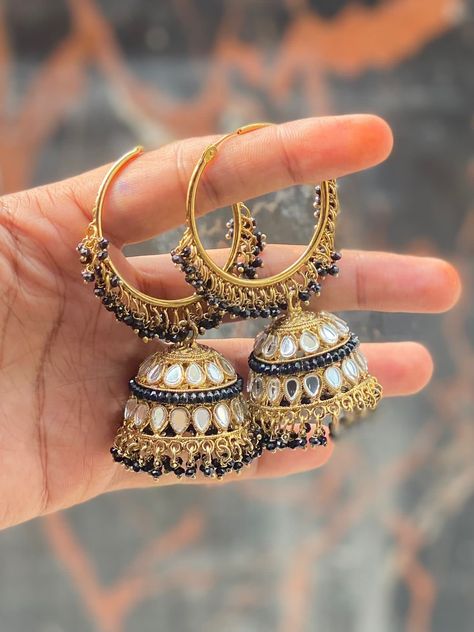 Indian Wedding Earrings, Kundan Chandbali, Vintage Indian Jewelry, Indian Jhumka, Earrings Kundan, Indian Wedding Jewelry Sets, Jewelry Product Shots, Indian Bridal Jewelry Sets, Pretty Jewelry Necklaces