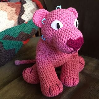 Little Black Marker: Steven's Lion Steven Universe Crochet Pattern, Steven Universe Crochet, Lion Steven Universe, Animal Amigurumi, Doodles Art, Crochet Lion, Arte Indie, Crochet Animal Amigurumi, Crochet Animal