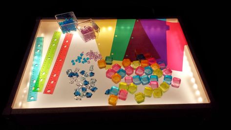 Diy Light Table, Preschool Boards, Diy Light Fixtures, Diy Light, Light Board, Childrens Table, Sensory Table, Nature Table, Bookshelves Diy