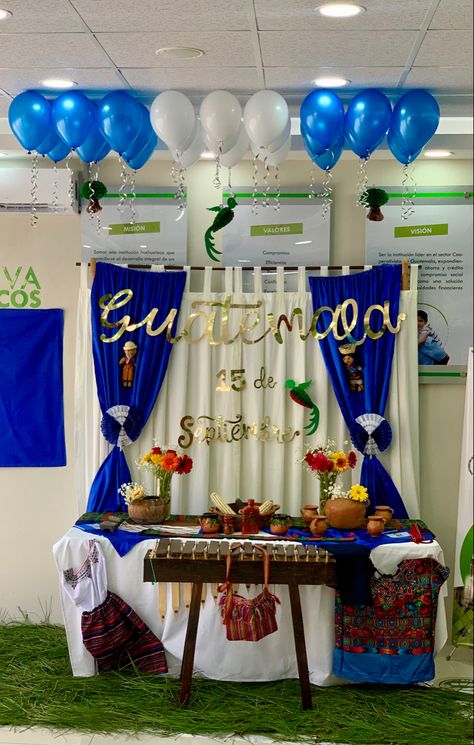 Guatemala Party Theme, Guatemalan Party Decorations, Altar Civico Guatemala Ideas, Hispanic Heritage Month Crafts, Graduation Party Planning, Culture Day, Happy 16th Birthday, Door Decorations Classroom, Hispanic Heritage Month