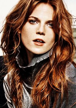 Rose Leslie~ Ygritte in "Game of Thrones" Celebrity Redheads, Leslie Rose, Rabastan Lestrange, Rose Leslie, Artist Makeup, Gra O Tron, Red Heads, Lily Evans, Karen Gillan