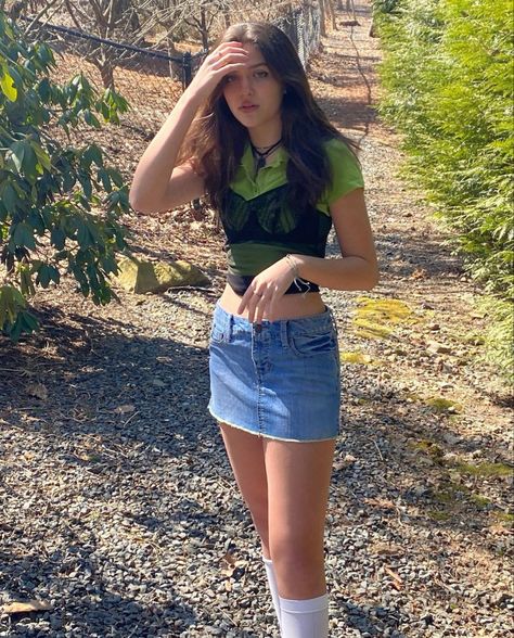 Long Nike Socks Outfit, Long Nike Socks, Y2k Mini Skirt Outfit, Nike Socks Outfit, Denim Skirt Outfit Summer, Demin Skirt Outfit, Green Top Outfit, Denim Mini Skirt Outfit, Denim Skirt Mini