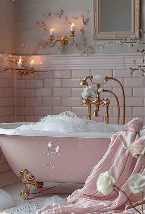 Pink Vintage Bathroom, Coquette Bathroom, Blush Bathroom, Vintage Modern Bathroom, European Bathroom, Girly Bathroom, Dream House Aesthetic, Bath Aesthetic, Vintage Parisian