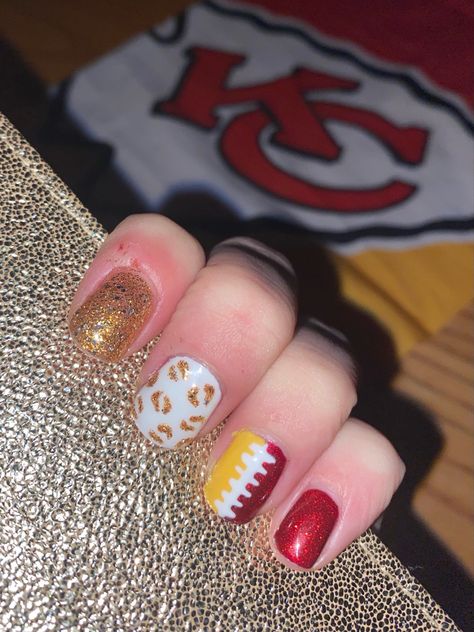 Gel Leopard Nails, Chiefs Football Nails, Kansas City Chiefs Nails Designs, Kansas City Chiefs Nails, Kc Chiefs Nails, Red And Yellow Nails, Superbowl Nails, Football Nails Design, School Spirit Nails